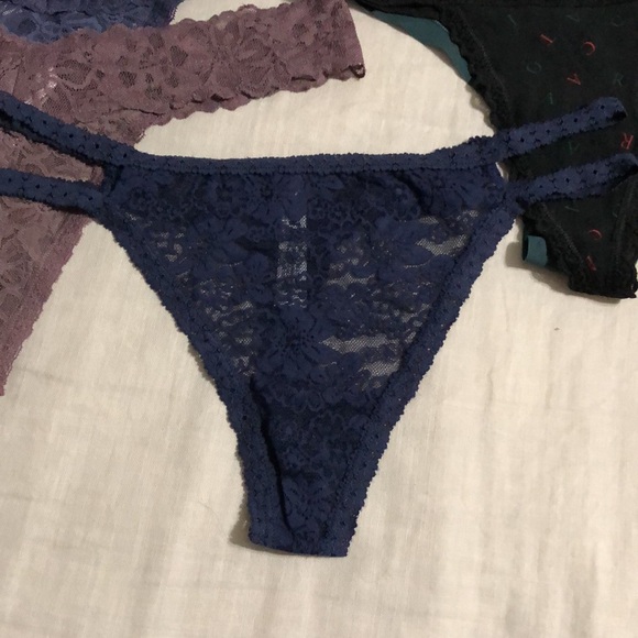 Victoria’s secret’s & Victoria’s secret’s pink panties - Picture 4 of 5